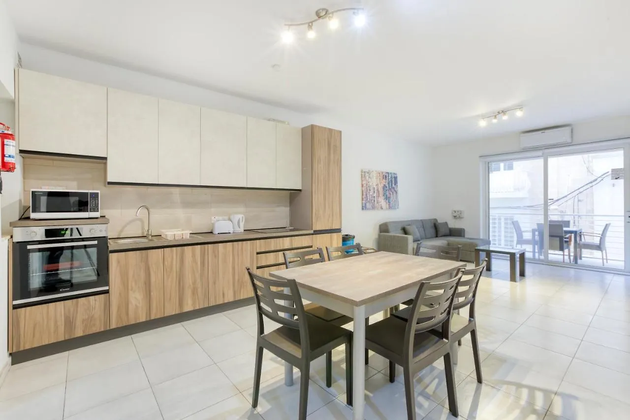 Charming 3Br Sliema Apt Steps From The Promenade By 360 Estates Apartment