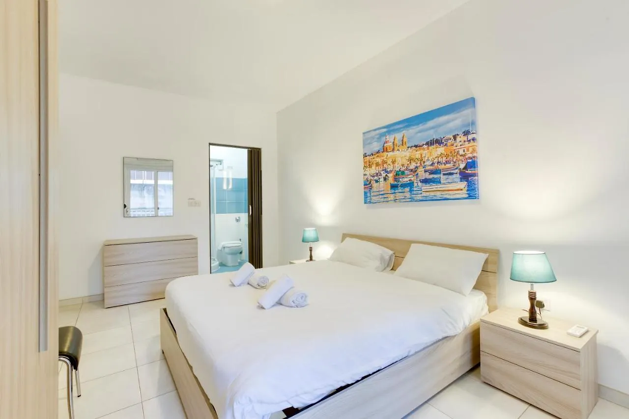 Charming 3Br Sliema Apt Steps From The Promenade By 360 Estates Apartment